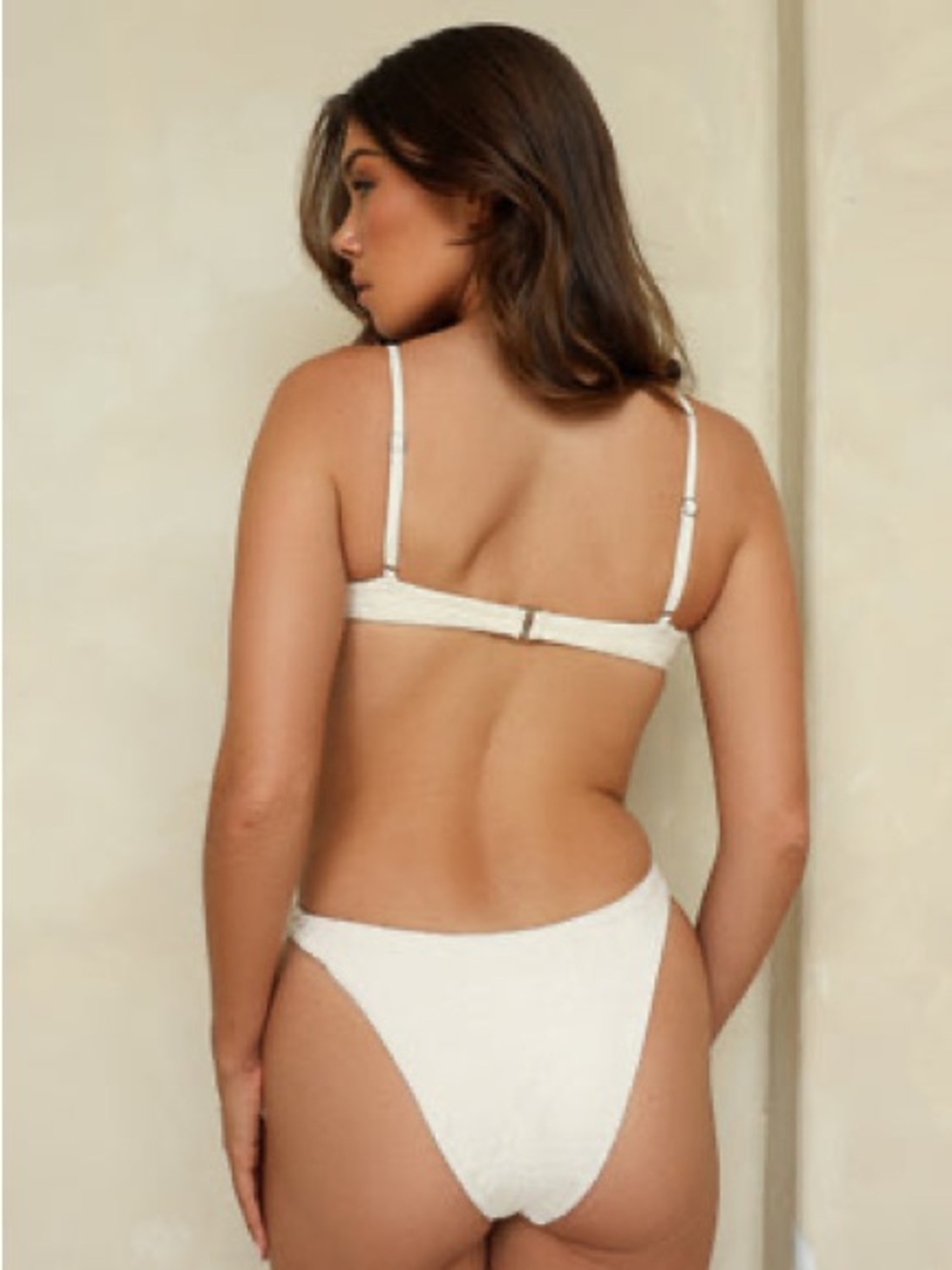 NWT Dippin' Daisy's Feyre Underwire Cream Textured Tiny Bow Cheeky Bikini Set S - Picture 3 of 13